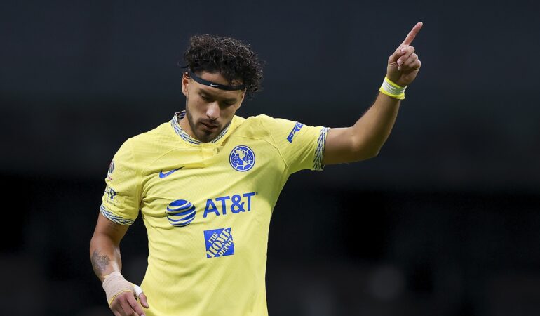 Bruno Váldez estaría pidiendo un millonario sueldo para salir del América. | Foto: MEXSPORT
