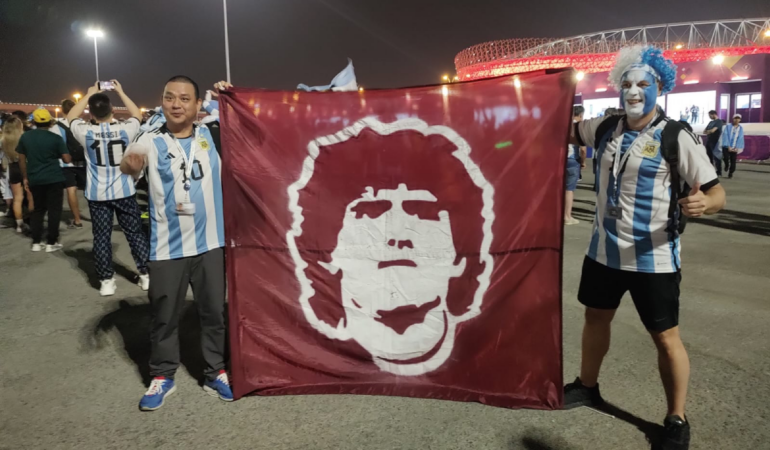 Argentinos pusieron la fiesta con su nuevo himno en Qatar