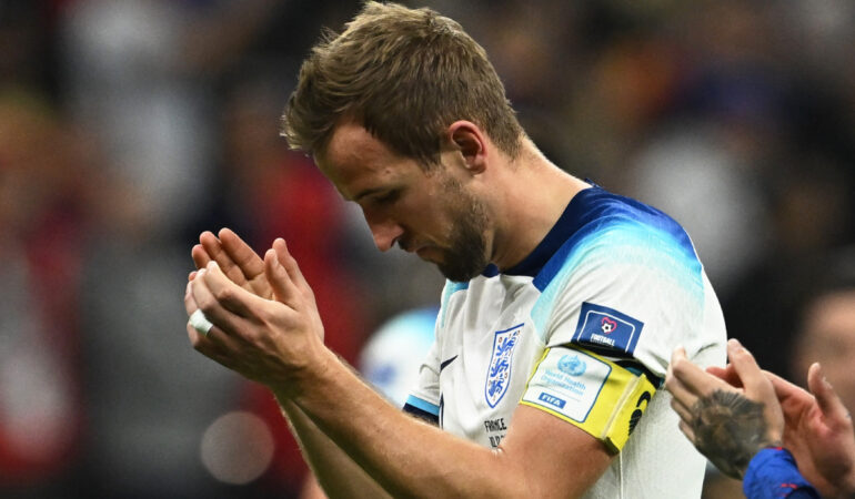 Harry Kane asume su falla ante Francia. FOTO: Reuters