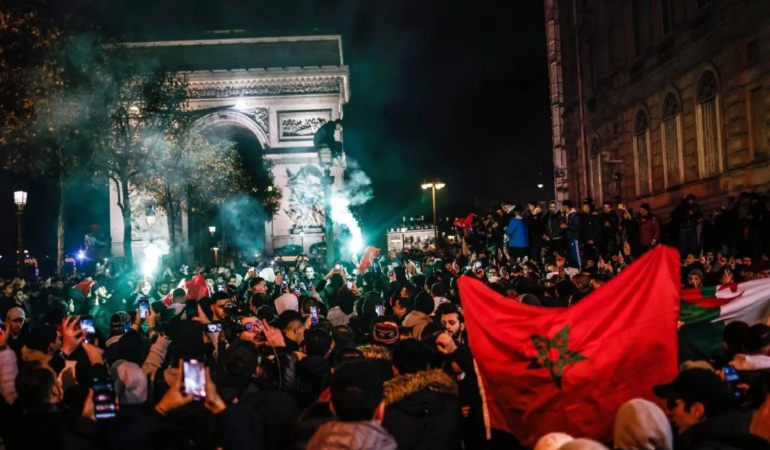 Festejos en París terminan en desmanes; tras el pase a la final de Qatar 2022 (VIDEOS)