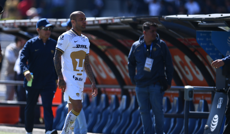 Dani Alves se perderá la fecha 2. Foto: Mexsport