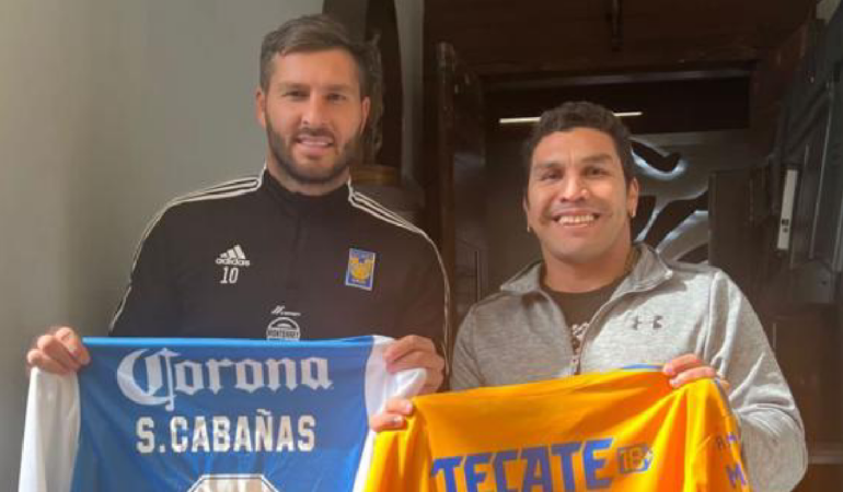 Gignac y Cabañas se intercambiaron. Foto: @10apg