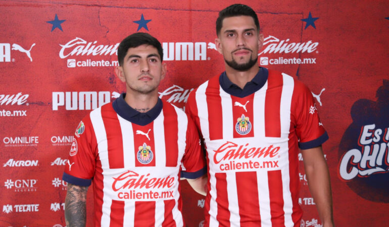 Pocho Guzmán y Daniel Ríos fueron presentados oficialmente con Chivas. FOTO: David Tamayo | El Occidental