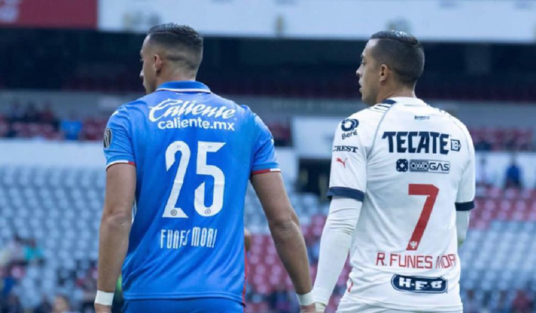 Tras diez años volvieron a coincidir en una cancha. Foto: @RogelioFunesMori