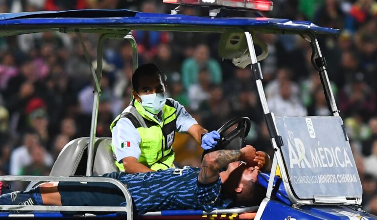 Alejandro Zendejas salió lesionado entre lagrimas contra Santos ¡Se encienden las alarmas! | Foto: MEXSPORT