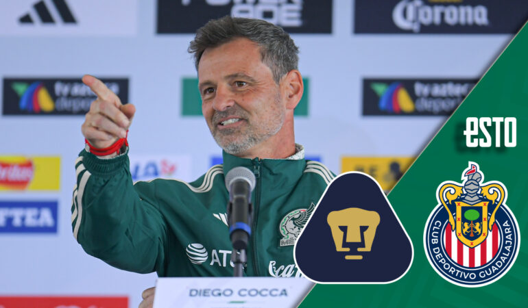 Diego Cocca estará en el Pumas vs Chivas; Ares de Parga lo acompañará. | Foto: MEXSPORT