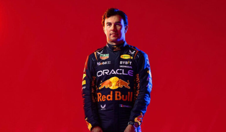 Helmut Marko, ex pilotos y los mayores críticos de Checo Pérez en Red Bull. | Foto: Cortesía @Red Bull