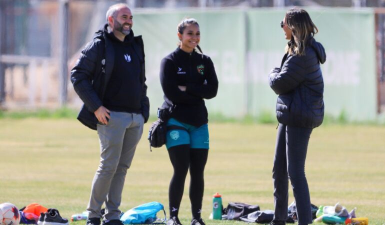 Pedro López visitó a las Bravas para sondear al equipo revelación del Clausura 2023. | Foto: Cortesía Bravas