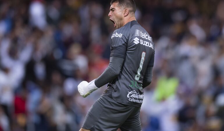 ¡La tercera es la vencida! Julio González querrá aprovechar ser titular en Pumas una vez más. | Foto: MEXSPORT