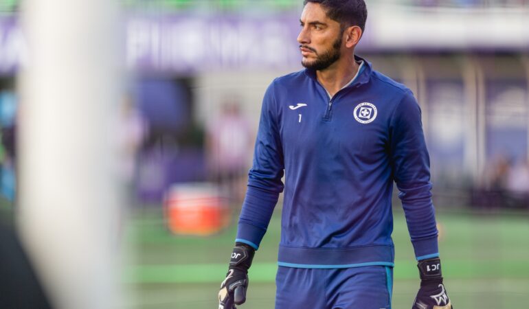 Jesús Corona: Las polémicas del arquero de Cruz Azul dentro y fuera del campo. | Foto: MEXSPORT