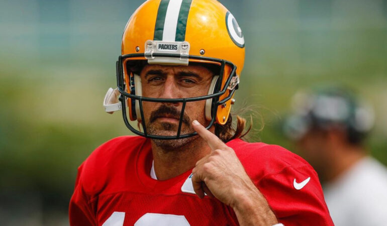 Aaron Rodgers se está poniendo exigente para firmar con los Jets; esto es lo que está exigiendo. | Foto: Cortesía