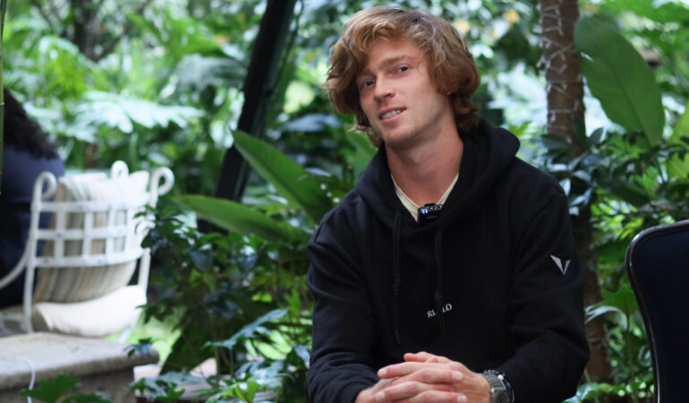 Andrey Rublev está feliz de estar en México. FOTO: Oswaldo Figueroa | ESTO
