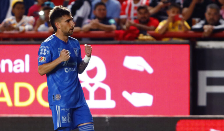 Fernando Gorriarán anotó el gol de larga distancia. FOTO: Mexsport