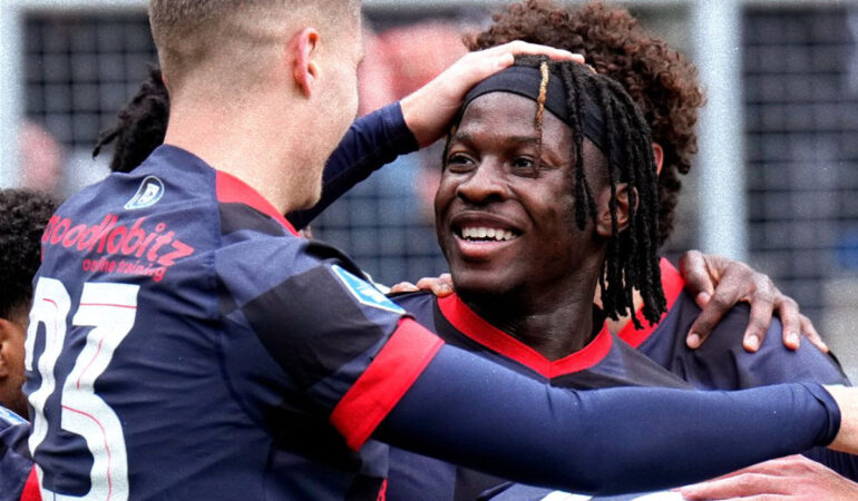 Érick Gutiérrez y el PSV vencieron al Waalwijk con un solitario gol. | Foto: Cortesía