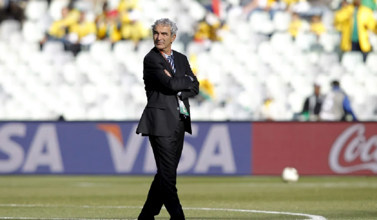 Raymond Domenech dejo el futbol varios años. Foto: EFE