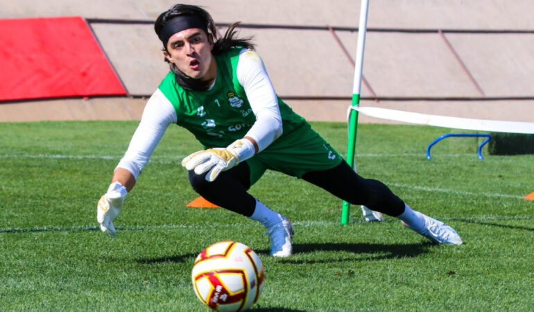 Carlos Acevedo sabe que deben triunfar en el BBVA. FOTO: Cortesía Club Santos