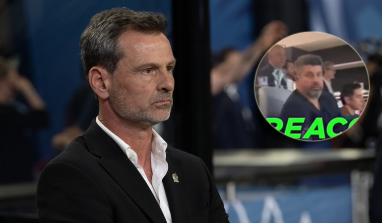 El representante de Diego Cocca estuvo en el Allegiant Stadium / Foto: Mexsport