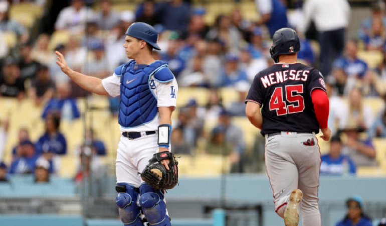 Joey Meneses mantiene un paso bueno en la MLB. Foto: AFP