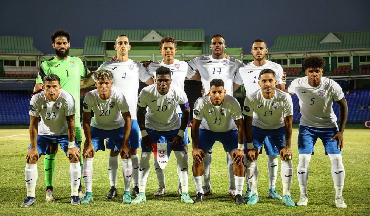 Cuatro futbolistas de Cuba dejan la concentración tras el primer