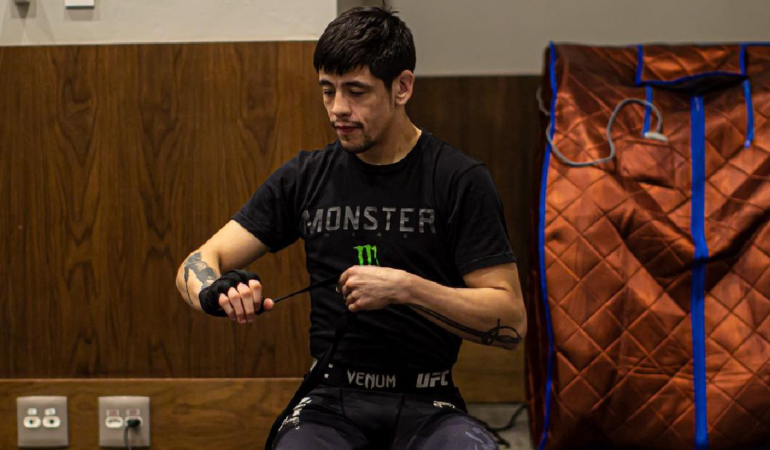 Brandon Moreno perdió el título de peso mosca / Foto: IG Brandon Moreno