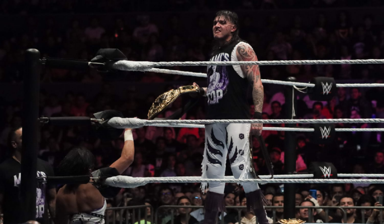 Dominic Mysterio fue abuchado por los aficionados. Foto: Erik Estrella