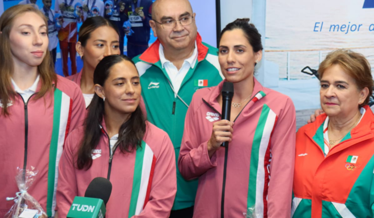 Jessica Sobrino aseguró que el equipo de natación sigue vendiendo. FOTO: OSWALDO FIGUEROA
