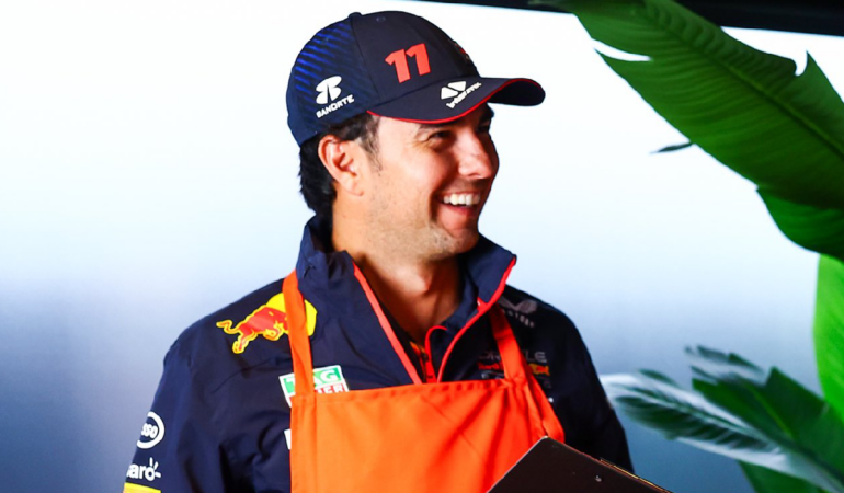 Checo Pérez consideró que tuvieron un buen día a pesar del choque / Foto: @SChecoPerez