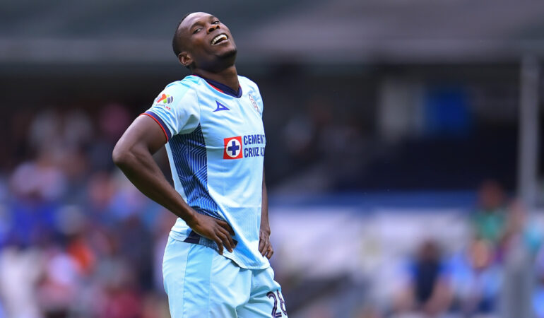 Cruz Azul todavía busca fichajes. FOTO: Mexsport