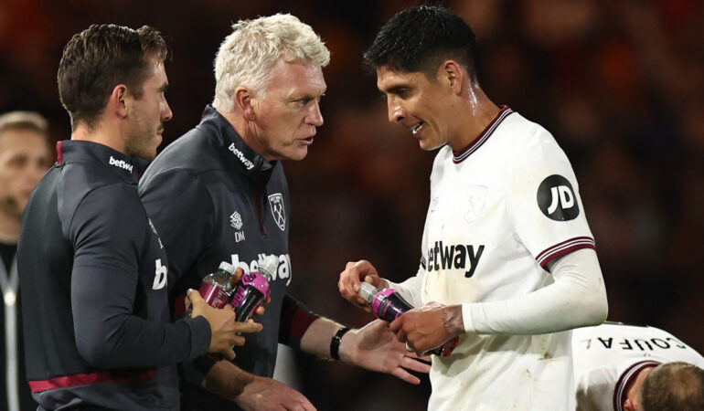Edson Álvarez jugó los 90 minutos en la victoria del West Ham sobre el Luton. FOTO: AFP