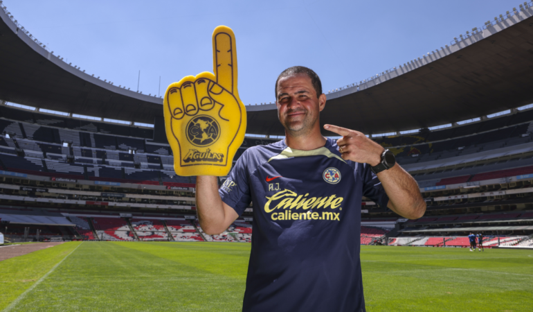 Jardiné solo piensa en hacer del América el número uno de la Liga MX. FOTO: RAMÓN ROMERO