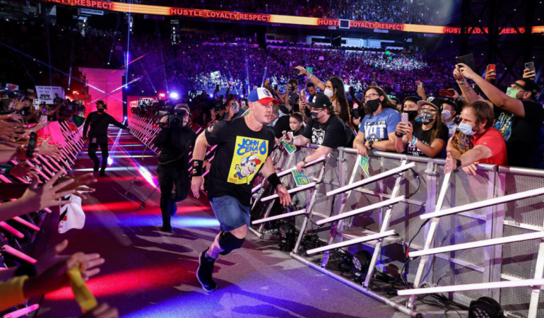 John Cena le aplicó un 'AA' a Jimmy Uso / Foto: Cortesía WWE