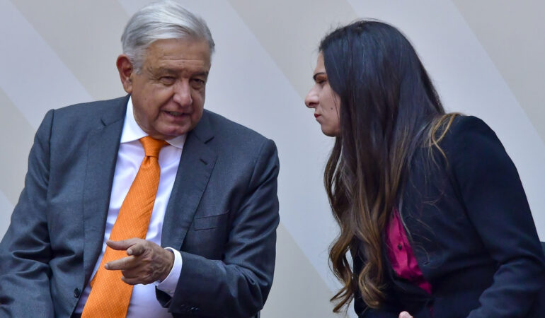 López Obrador respalda a Ana Guevara al frente de la Conade. FOTO: Mexsport