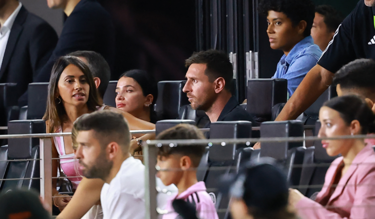 Messi se quedó en la tribuna en la final de la US Open Cup. FOTO: AFP