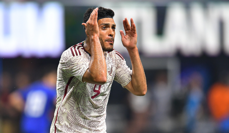 Raúl Jiménez anoto doblete con México. Foto: Mexsport