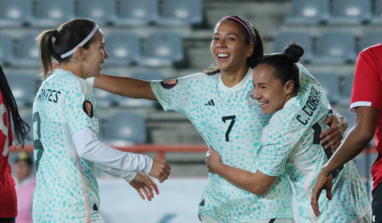Selección mexicana femenil goleo a Trinidad y Tobago. Foto: Oswaldo Figueroa