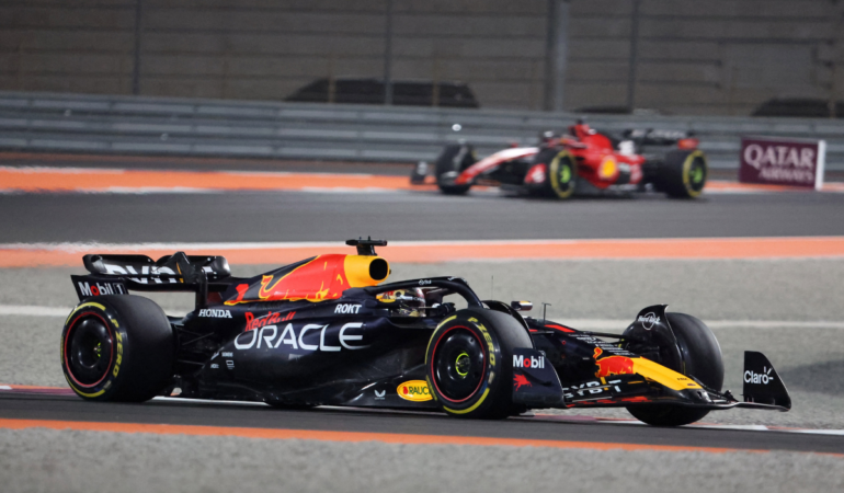 Checo Pérez fue sancionado en dos ocasiones Foto_Reuters