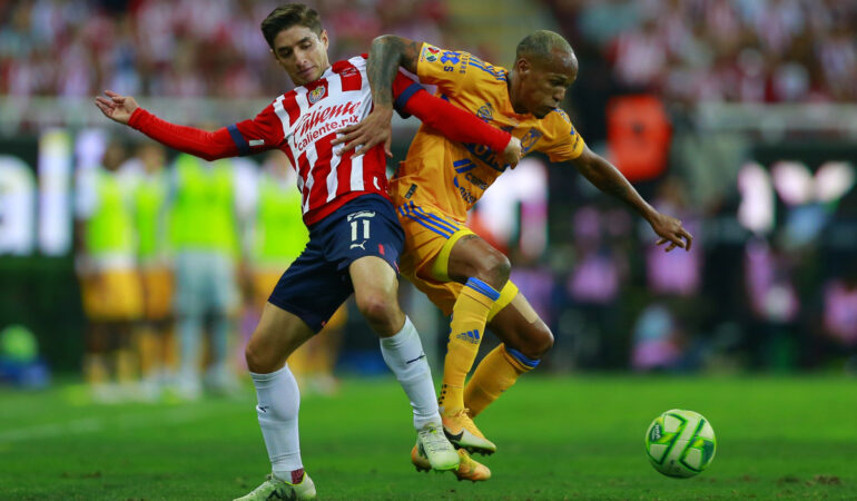 Chivas y Tigres se encuentran tras la final. FOTO: Mexsport