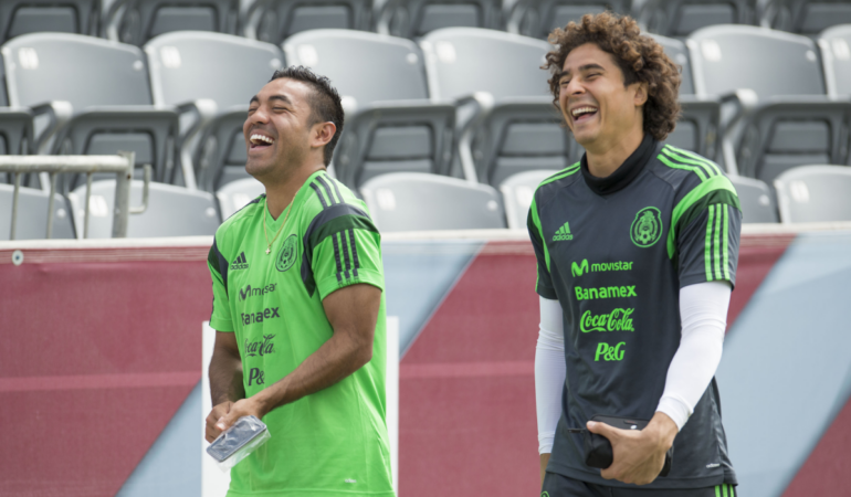 Marco Fabián y Memo Ochoa fueron compañeros de selección. FOTO: MEXSPORT