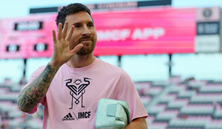 Messi podría jugar cedido en algún club por algunos meses. FOTO: Reuters