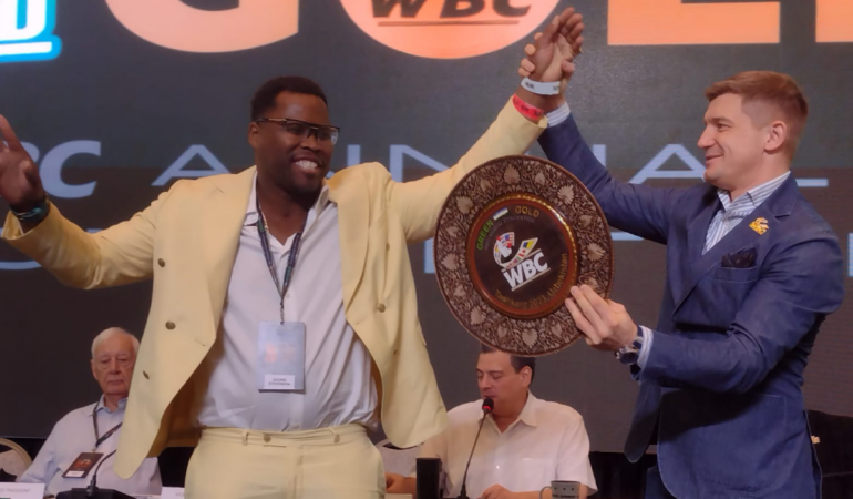 Adonis Stevenson sobrevivió a un coma por un KO / Foto: Osiris Méndez