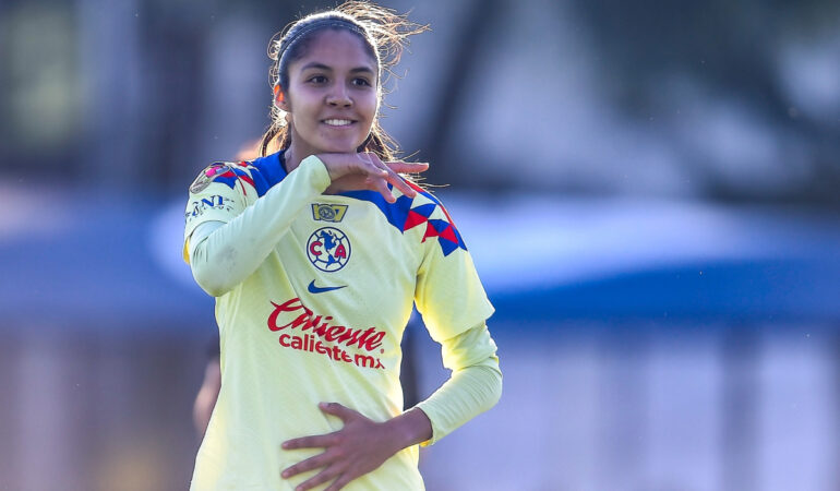 Alison González se va del América. FOTO: Mexsport