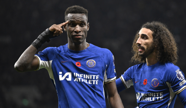 Chelsea aprovechó la situación para golear al Tottenham / Foto: Reuters