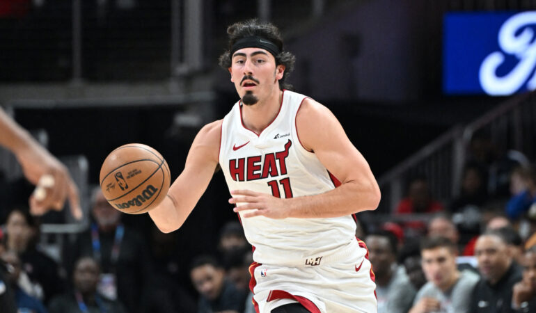 Jaime Jaquez Jr hizo 20 puntos en la victoria del Heat. FOTO: AFP