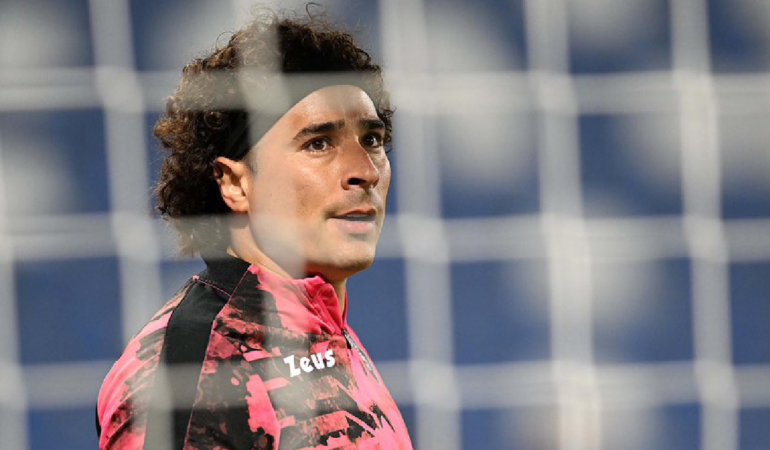 Memo Ochoa tiene nuevo apodo. Foto: @OfficialUSS1919