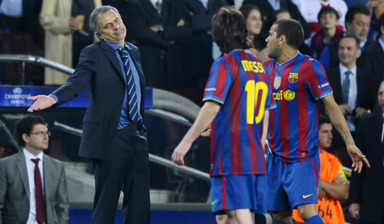 Mou se enfrentó en liga 3 temporadas a Leo / Foto: Reuters
