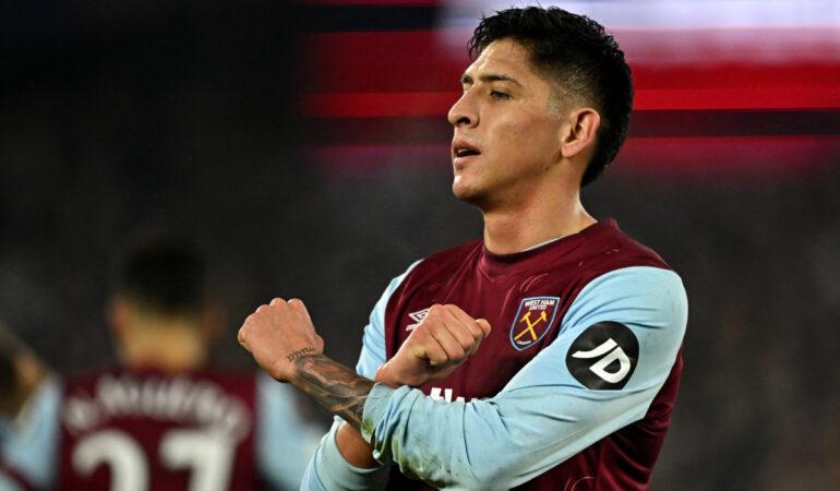 Edson Álvarez hizo su primer gol con West Ham. FOTO: Reuters