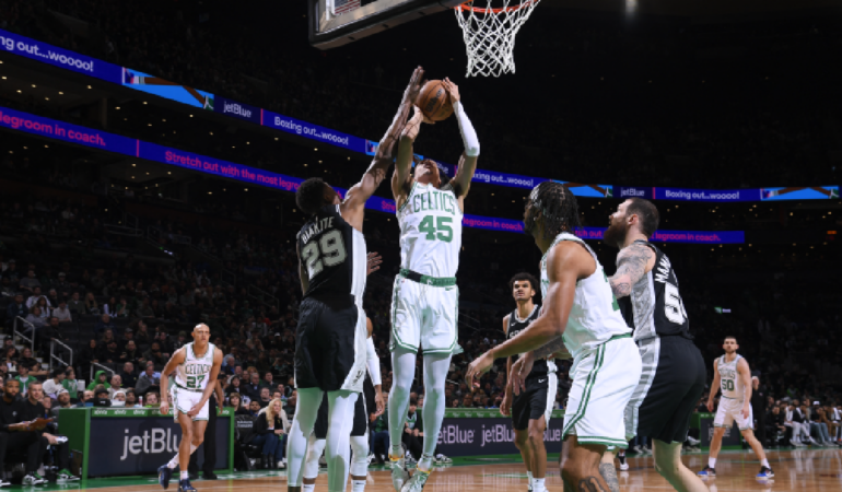 Celtics de Boston llegó la vigésima victoria en casa. Foto: AFP