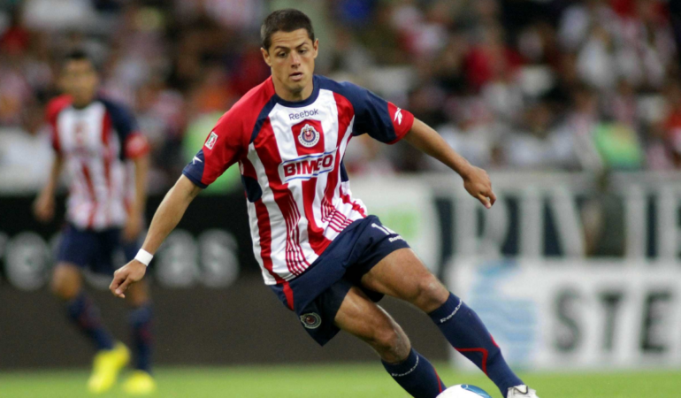 Chivas anunció con Sir Alex Ferguson el regreso de Chicharito / Foto: Mexsport