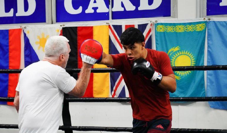 Freddy Roach quedó sorprendido con Jaime Munguía / Foto: Cortesía Jaime Munguía