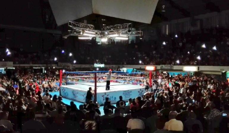 La Arena Coliseo de Monterrey comenzó a ser demolida / Foto: Facebook Arena Coliseo de Monterrey